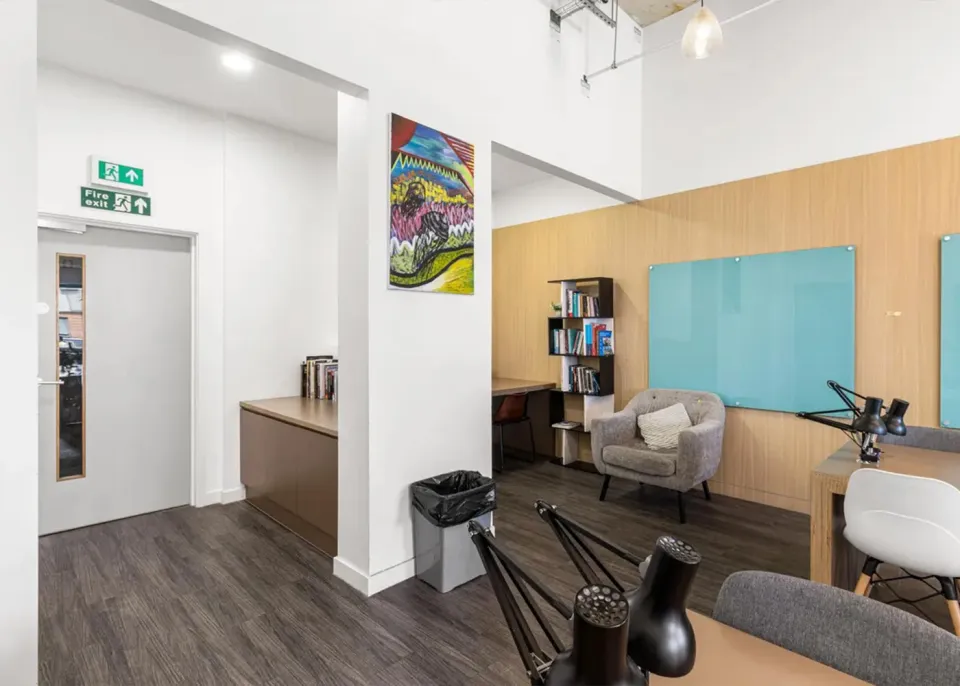 Chapter Islington Residence