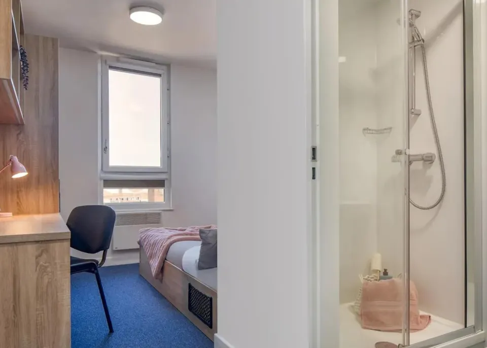 Londonist DMC | Premium Ensuite