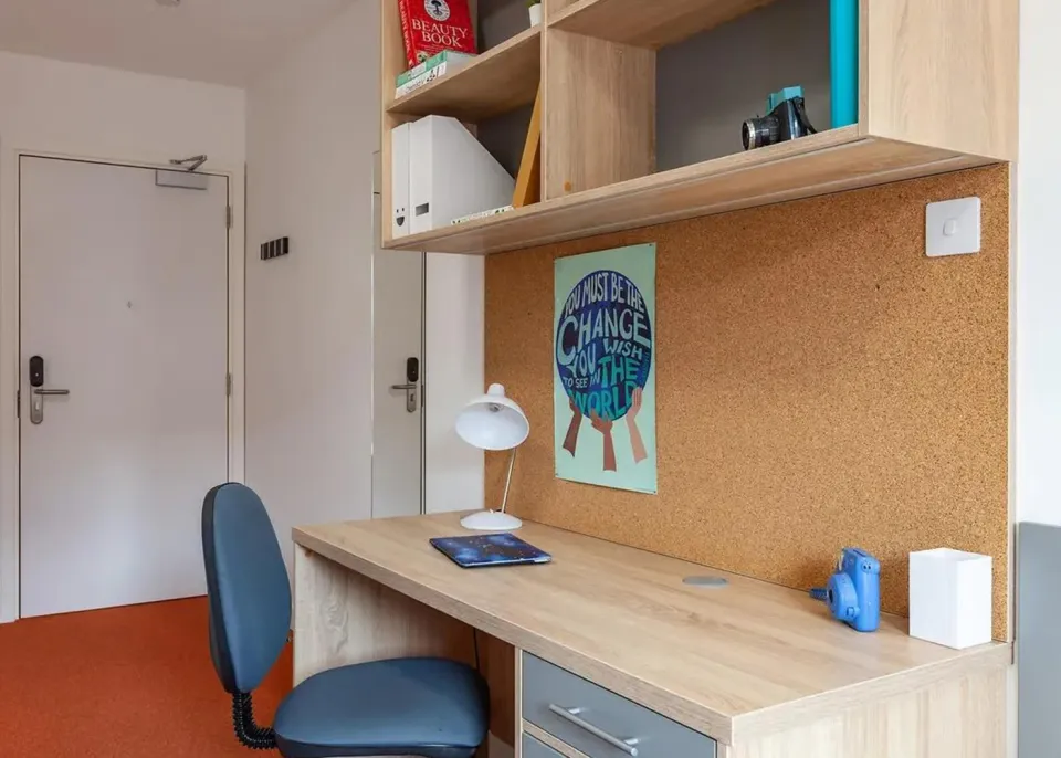 Londonist DMC | Premium Studio