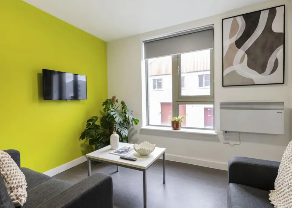 Londonist DMC | Silver Ensuite